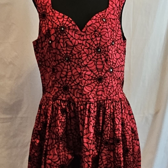 Pinup Girl Spiderweb dress - Picture 3 of 6